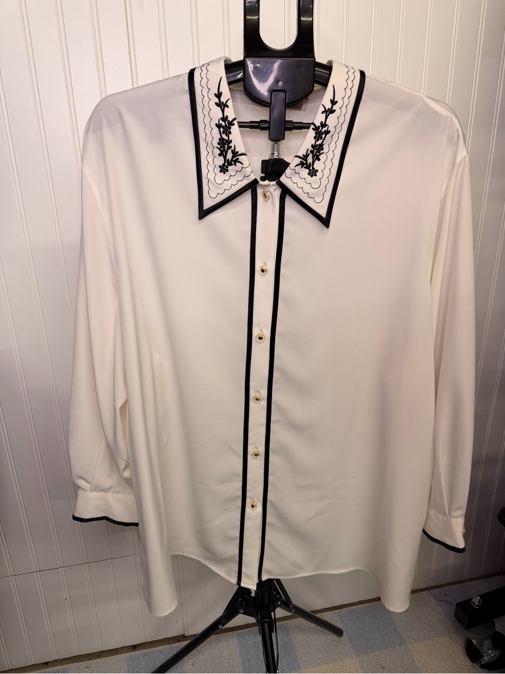 Maggie Barnes Cream Button-Down with Black Trim and Embroidered Collar